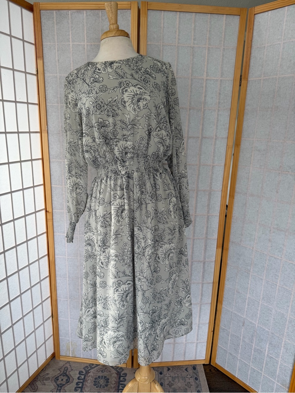 Banana Republic Gray Floral Long-Sleeve Midi Dress with a Smocked Waist & Cuffs